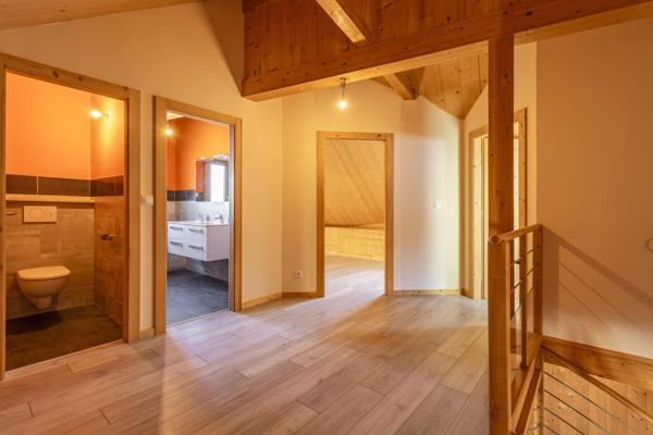 Appartement rénové, 110m², 3 Ch, cave, Ornans