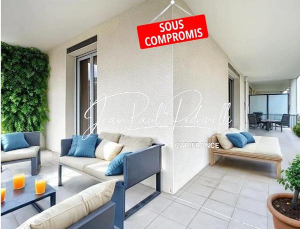 VOURLES - Appartement T3 de 67m² magnifique terrasse, résidence sécurisée avec piscine et parc