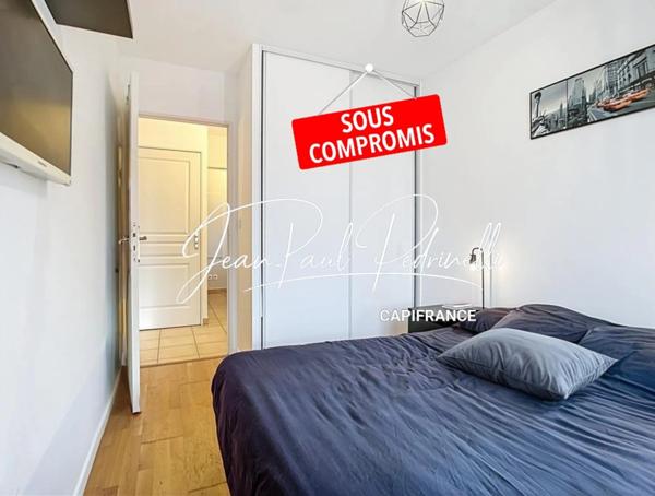 VOURLES - Appartement T3 de 67m² magnifique terrasse, résidence sécurisée avec piscine et parc