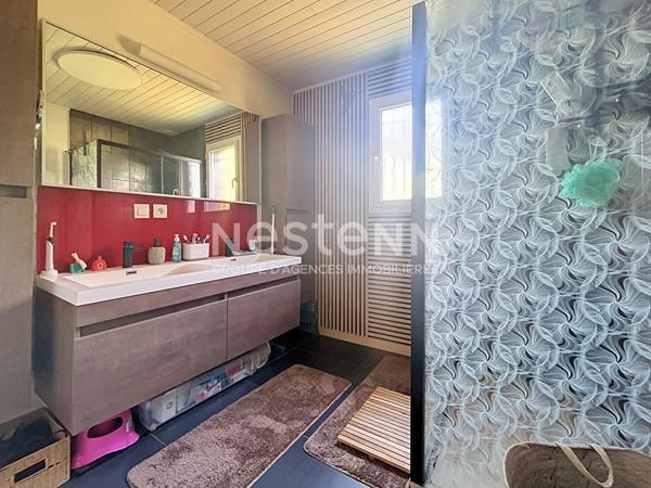 Maison ossature bois à vendre Noailles : 85 m2 habitable - 3 chambres - Triple Garage - Terrain arboré avec goût 1 200m2 - Vue imprenable