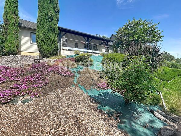 Maison ossature bois à vendre Noailles : 85 m2 habitable - 3 chambres - Triple Garage - Terrain arboré avec goût 1 200m2 - Vue imprenable