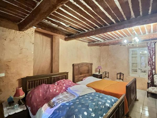 MAISON 124 m² - Terrain de 7000 m²