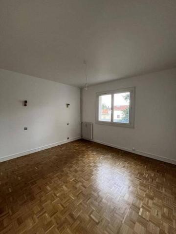 REF 12330- RÉSIDENCE LE PROVENCE - F5 AU 1ER AVEC BALCON