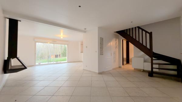 Maison Boussy Saint Antoine 7 pièce(s)