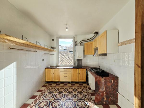 Montpellier (34000) Rare T4 ancien Dernier étage avec ascenseur Montpellier Écusson