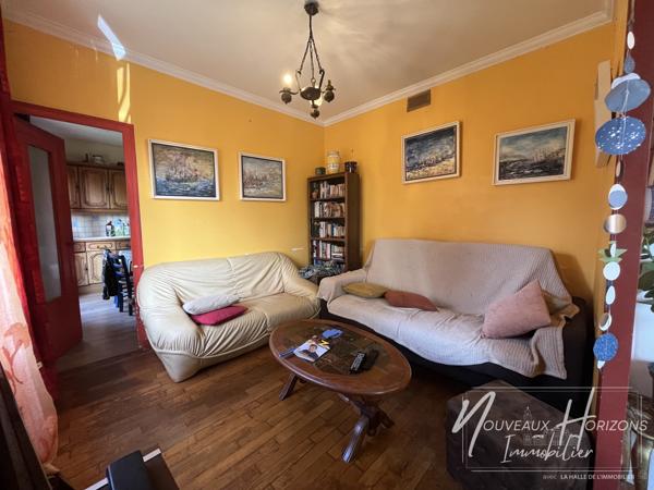 Maison
         5 pièces
        - 101 m² 87 500 €*