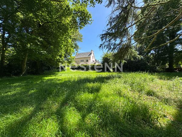 Maison de caractère à vendre à  Locminé - 3 chambres -  Parc de 8200 m²
