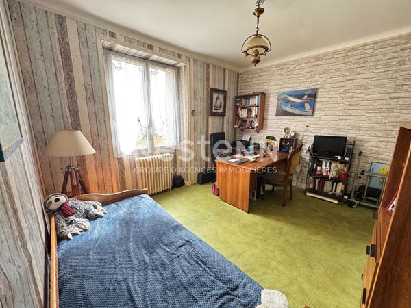 Maison de caractère à vendre à  Locminé - 3 chambres -  Parc de 8200 m²