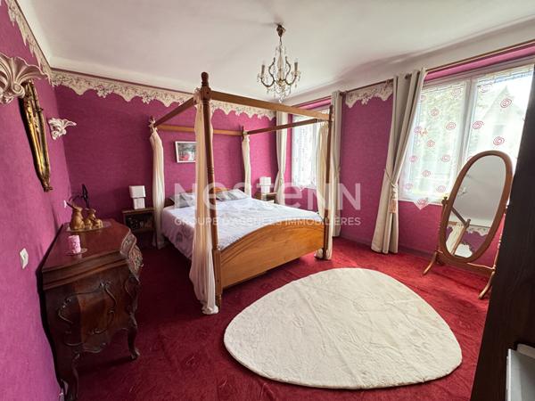 Maison de caractère à vendre à  Locminé - 3 chambres -  Parc de 8200 m²