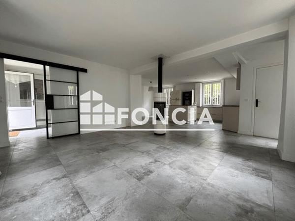 Location Maison 5 pièces 155 m² - MAISON FORESTIERE Saint-germain-en-laye 78100