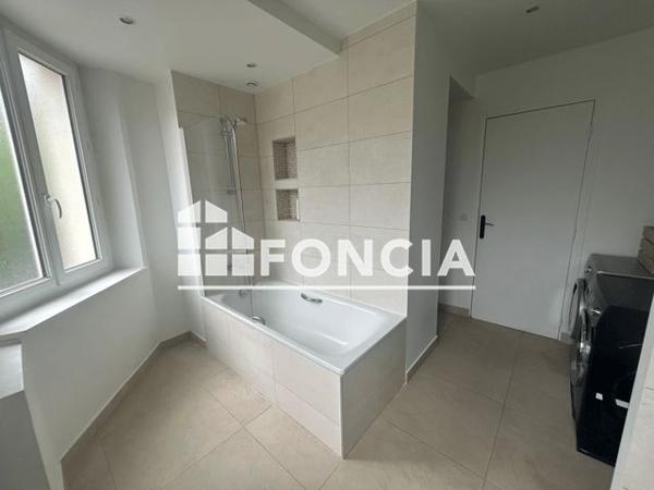 Location Maison 5 pièces 155 m² - MAISON FORESTIERE Saint-germain-en-laye 78100