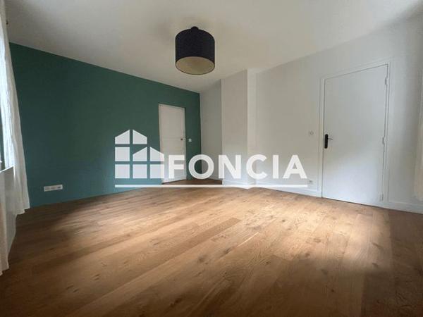 Location Maison 5 pièces 155 m² - MAISON FORESTIERE Saint-germain-en-laye 78100