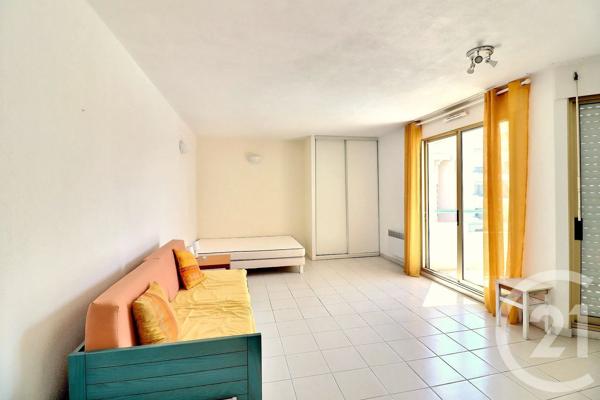 Appartement Studio à vendre  1 pièce - 27,67 m 2   FREJUS  - 83
