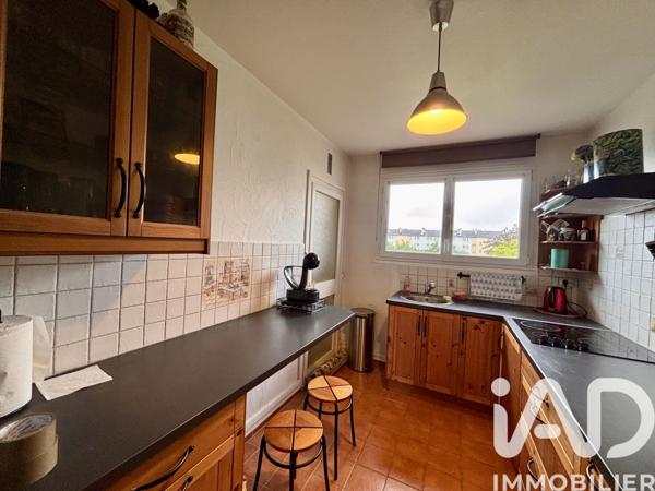 Appartement à vendre 3 pièces 64 m² Saint-Fargeau-Ponthierry