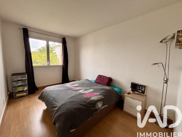 Appartement à vendre 3 pièces 64 m² Saint-Fargeau-Ponthierry