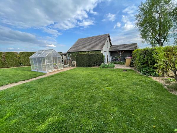 28210 FAVEROLLES  141 m2 terrain 1230 m2