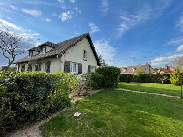 28210 FAVEROLLES  141 m2 terrain 1230 m2