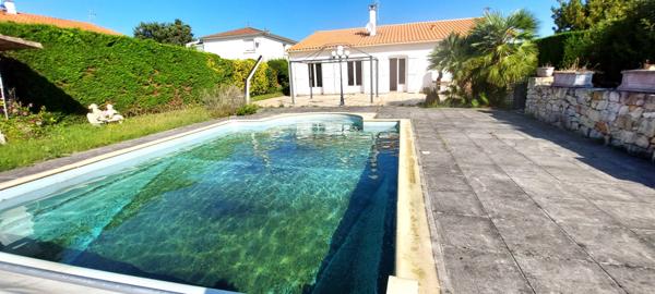 Villa  6 pièce(s)  4 chambre(s)  145 m²