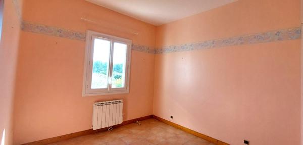 Villa  6 pièce(s)  4 chambre(s)  145 m²