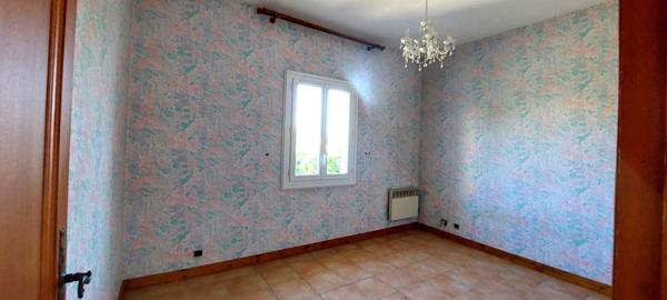 Villa  6 pièce(s)  4 chambre(s)  145 m²