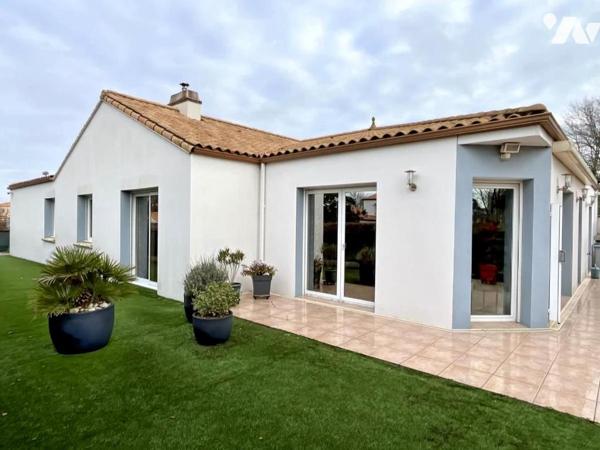 LES SORINIERES - Maison d'habitation état neuf