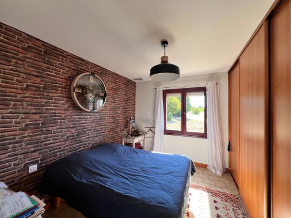 Maison à vendre CINQ Chambres LOUZAC SAINT ANDRE (16)