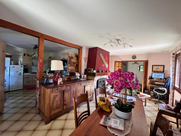 Maison à vendre CINQ Chambres LOUZAC SAINT ANDRE (16)