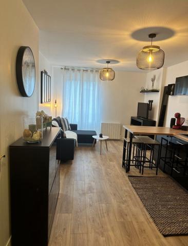 Appartement à VIGNEUX SUR SEINE (91270)