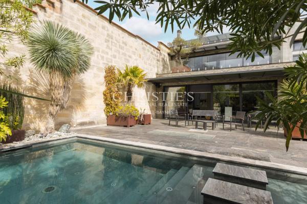 DEMEURE EN PIERRE DE TAILLE RÉINVENTÉE PAR ARCHITECTE – 5 CHAMBRES, PISCINE ET GARAGE