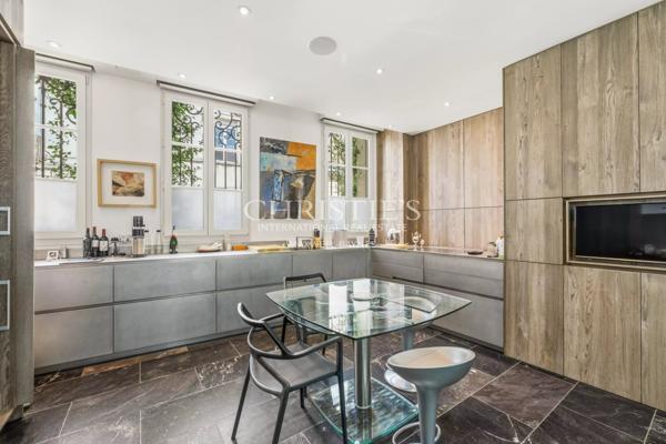 DEMEURE EN PIERRE DE TAILLE RÉINVENTÉE PAR ARCHITECTE – 5 CHAMBRES, PISCINE ET GARAGE