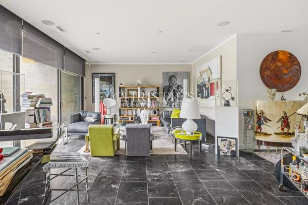 DEMEURE EN PIERRE DE TAILLE RÉINVENTÉE PAR ARCHITECTE – 5 CHAMBRES, PISCINE ET GARAGE