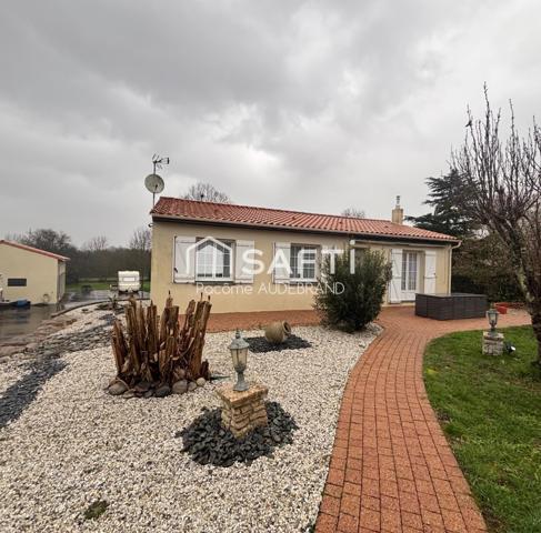 VOUILLÉ – Pavillon semi-enterré