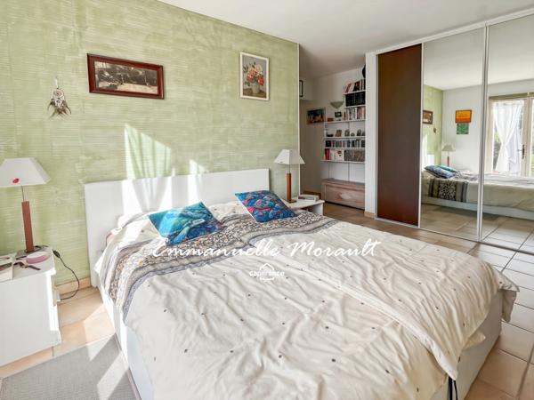 Villa 3 chambres avec piscine et vue panoramique à vendre à BAGNOLS EN FORET (83)