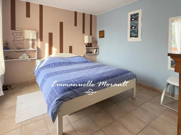 Villa 3 chambres avec piscine et vue panoramique à vendre à BAGNOLS EN FORET (83)
