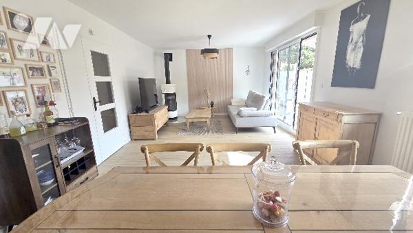 INDIVIDUELLE - 5 CHAMBRES - GARAGE - JARDIN