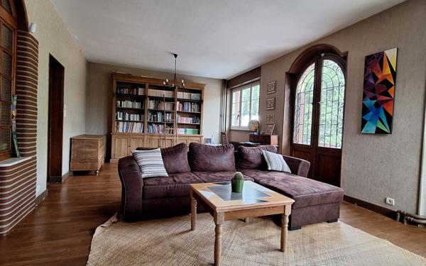 Maison à vendre    5 pièces • 132,86 m2 Montluçon