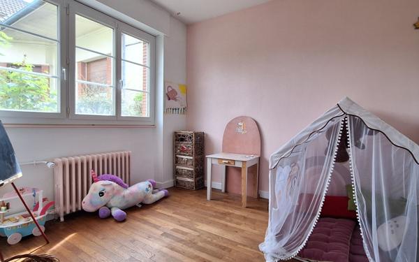 Maison à vendre    5 pièces • 132,86 m2 Montluçon