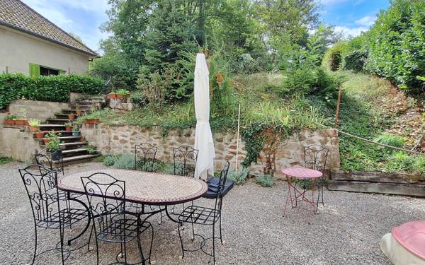 Maison à vendre    5 pièces • 132,86 m2 Montluçon