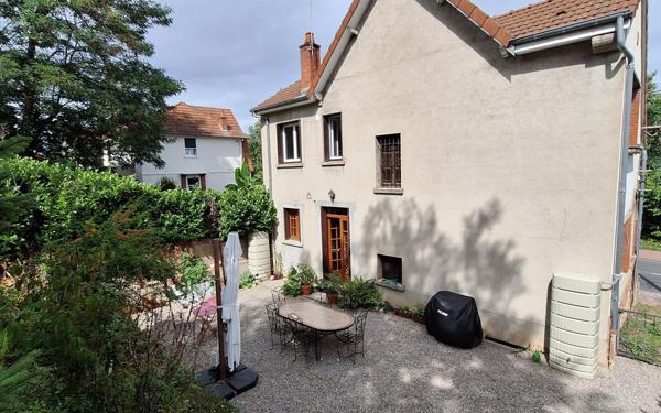 Maison à vendre    5 pièces • 132,86 m2 Montluçon