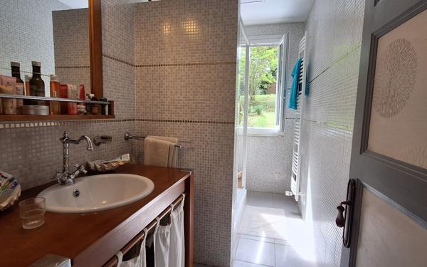 Maison à vendre    5 pièces • 132,86 m2 Montluçon