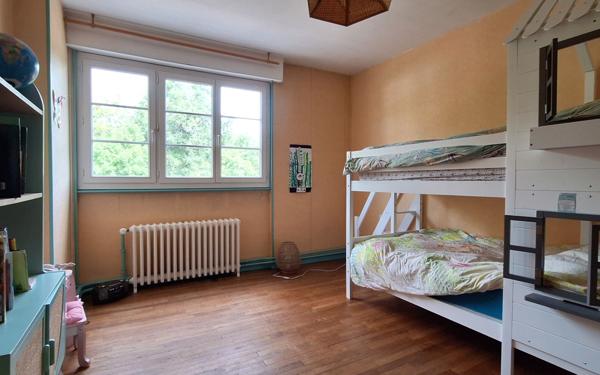 Maison à vendre    5 pièces • 132,86 m2 Montluçon