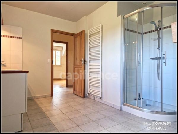 Pavillon Moderne à vendre 5 pièces, 4 chambres, 2 salle d'eau, 1 salle de bain, Sous-Sol 4 voitures, Terrain 3920 M2 AUXERRE (89)