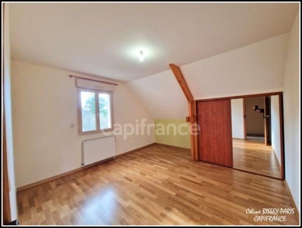 Pavillon Moderne à vendre 5 pièces, 4 chambres, 2 salle d'eau, 1 salle de bain, Sous-Sol 4 voitures, Terrain 3920 M2 AUXERRE (89)