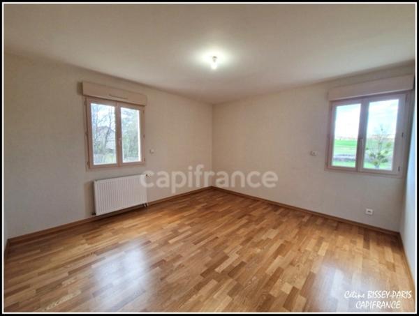 Pavillon Moderne à vendre 5 pièces, 4 chambres, 2 salle d'eau, 1 salle de bain, Sous-Sol 4 voitures, Terrain 3920 M2 AUXERRE (89)