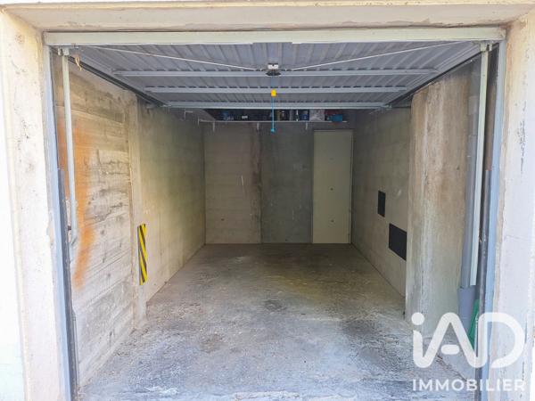 Appartement à vendre 4 pièces 75 m² Nîmes