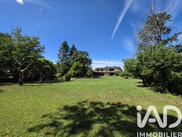 Maison à vendre 11 pièces 267 m² Biars-sur-Cère