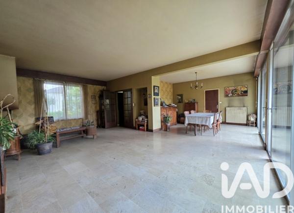 Maison à vendre 11 pièces 267 m² Biars-sur-Cère