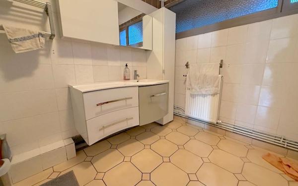 Maison à vendre    5 pièces • 105 m2 Auby