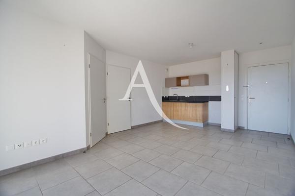 LATTES - MAURIN - APPARTEMENT 2 PIÈCES AVEC TERRASSE - RESIDENCE SENIOR AVEC ASCENSEUR - COMMERCES À PROXIMITÉ IMMÉDIATE