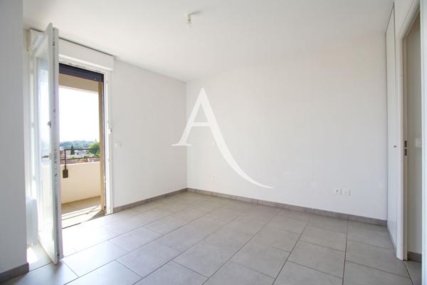 LATTES - MAURIN - APPARTEMENT 2 PIÈCES AVEC TERRASSE - RESIDENCE SENIOR AVEC ASCENSEUR - COMMERCES À PROXIMITÉ IMMÉDIATE